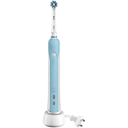 Oral-B Pro 700 CrossAction Electric Toothbrush – D16513