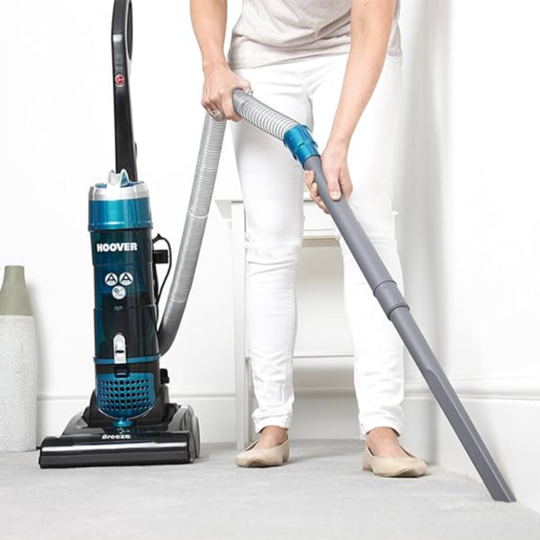 Hoover Upright Bagless Cleaner