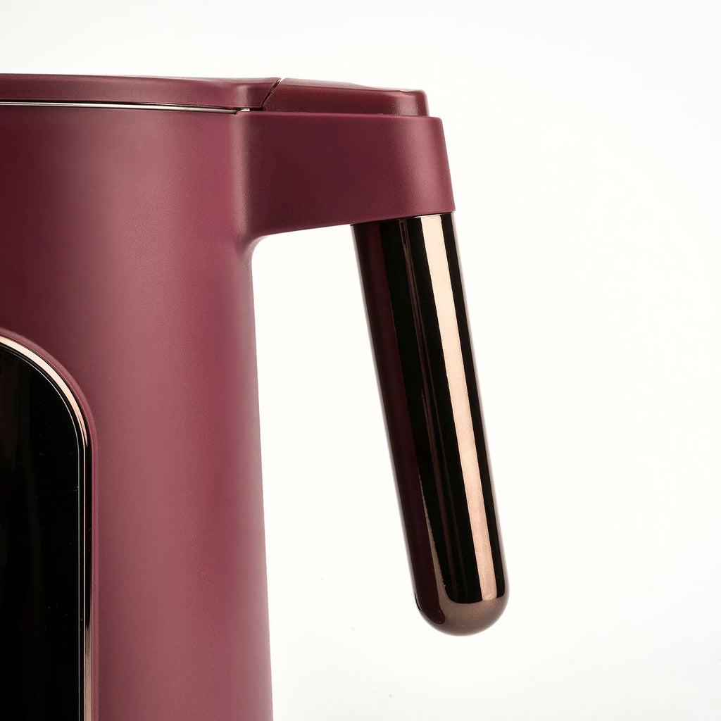 G3 Ferrari Thermostatic Kettle G10205 – Black & Red