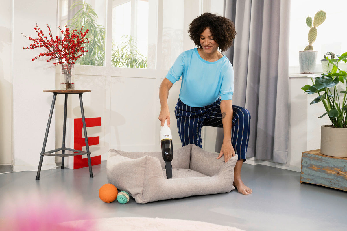 Kärcher CVH 2 Cordless Handheld Vacuum Cleaner – 7.2 V, White